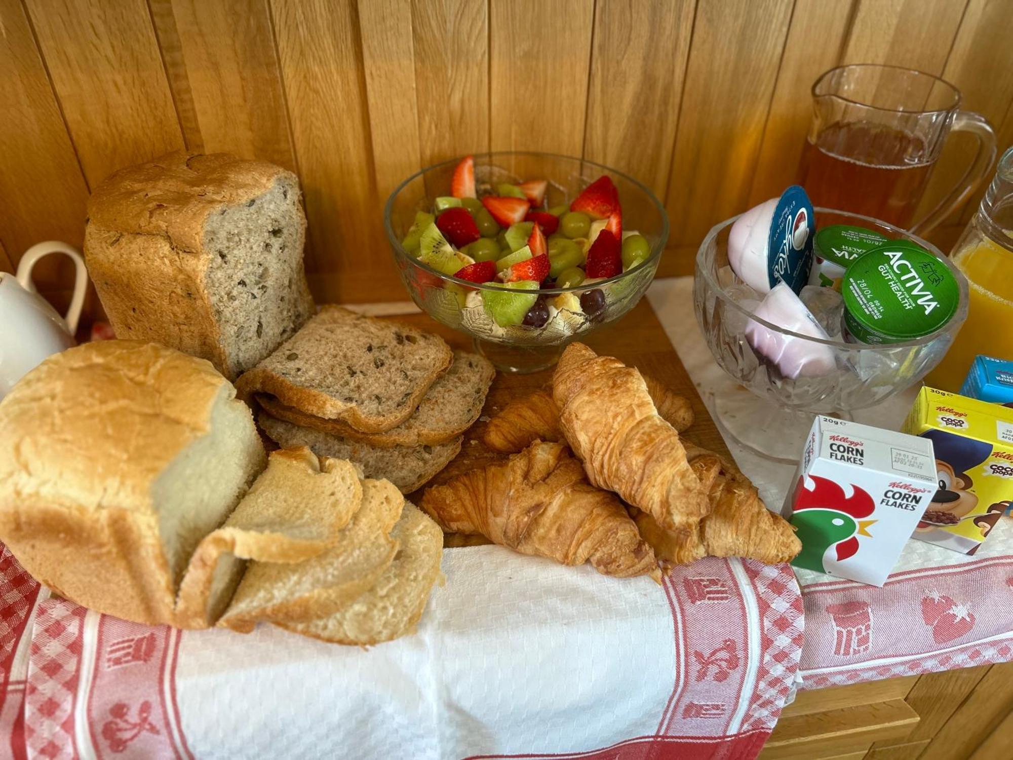 The Westwoods Bed & Breakfast Екстериор снимка