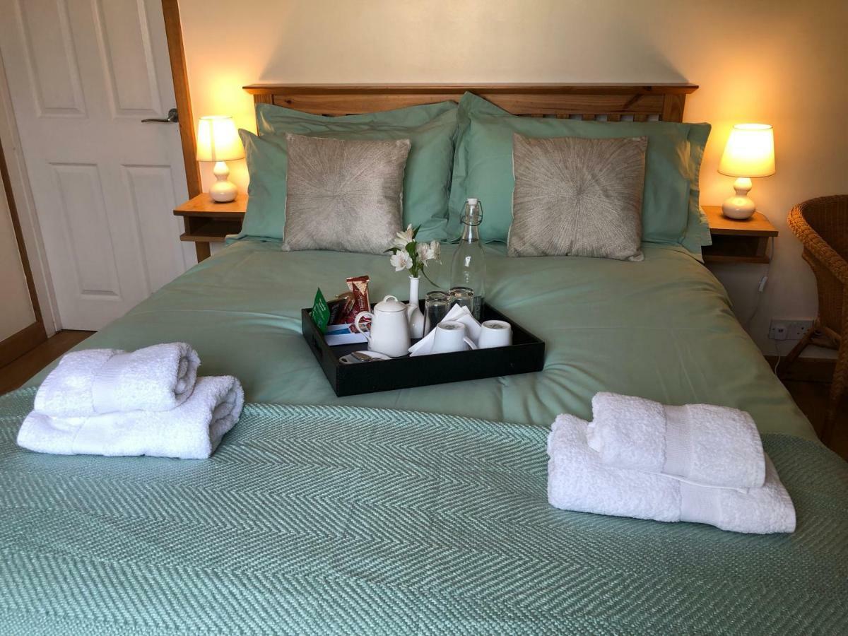 The Westwoods Bed & Breakfast Екстериор снимка
